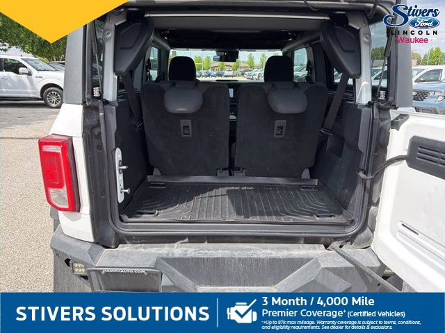 2022 Oxford White Ford Bronco Base 4X4 SUV