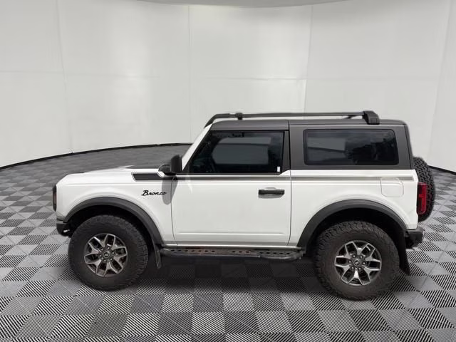 2022 Oxford White Ford Bronco Base 4X4 SUV