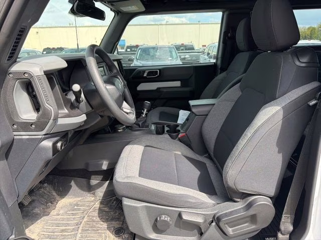 2022 Oxford White Ford Bronco Base 4X4 SUV