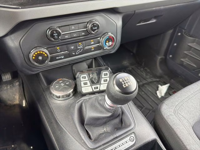 2022 Oxford White Ford Bronco Base 4X4 SUV