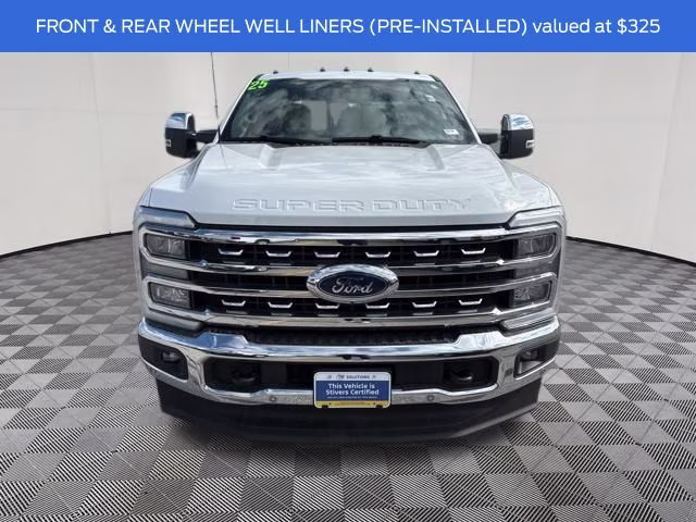 2025 Oxford White Ford Super Duty F-350 SRW Lariat 4X4 Truck