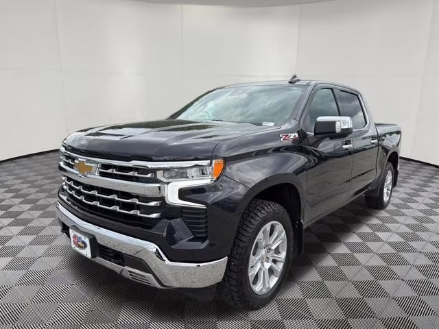 2022 Dark Ash Metallic Chevrolet Silverado 1500 LTZ 4X4 Truck