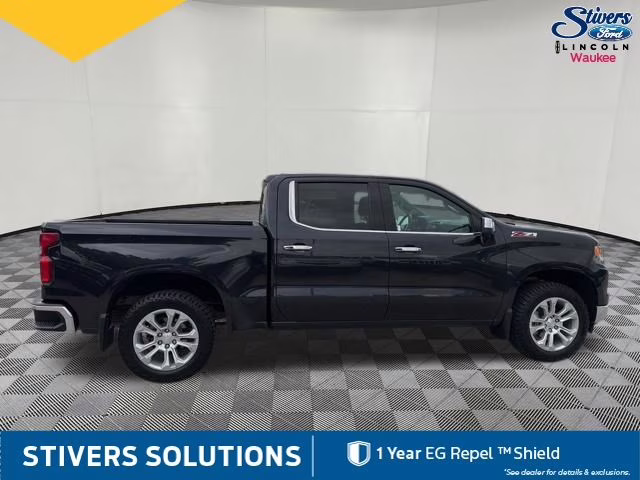 2022 Dark Ash Metallic Chevrolet Silverado 1500 LTZ 4X4 Truck
