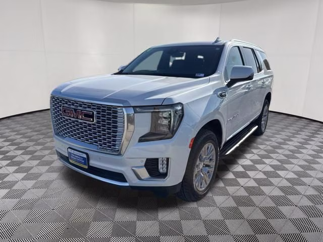 2024 White Frost Tricoat GMC Yukon Denali 4X4 SUV
