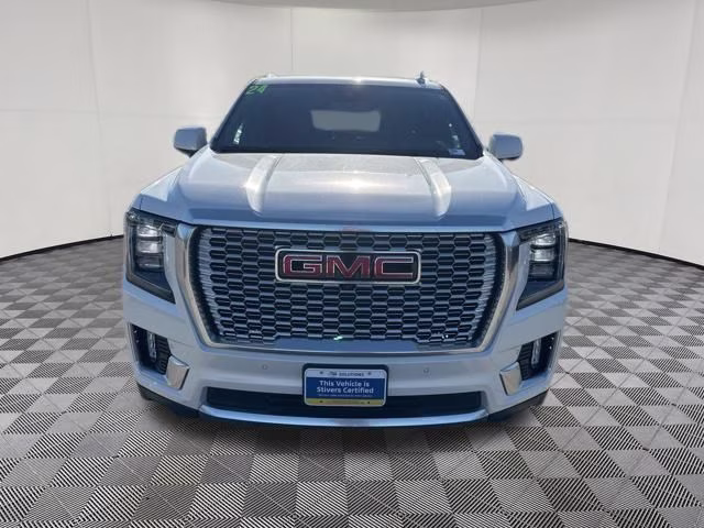 2024 White Frost Tricoat GMC Yukon Denali 4X4 SUV
