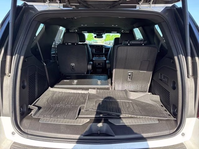 2024 White Frost Tricoat GMC Yukon Denali 4X4 SUV
