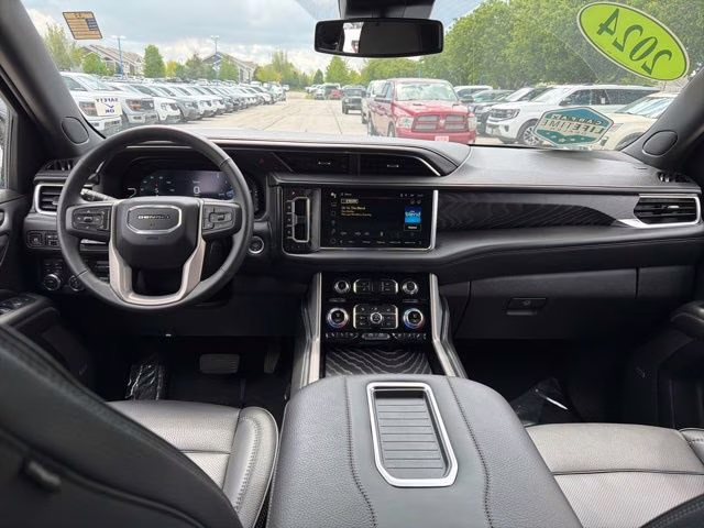 2024 White Frost Tricoat GMC Yukon Denali 4X4 SUV
