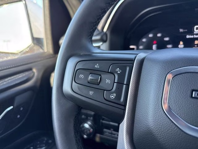 2024 White Frost Tricoat GMC Yukon Denali 4X4 SUV