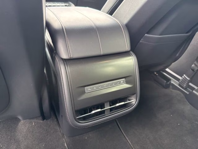 2024 Black Metallic Lincoln Nautilus Reserve AWD SUV