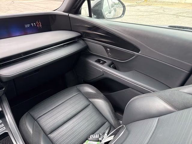 2024 Black Metallic Lincoln Nautilus Reserve AWD SUV