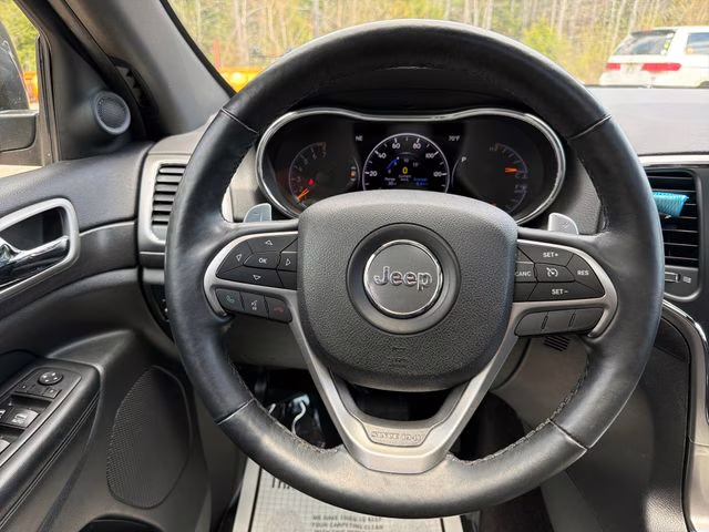2017 Rhino Clearcoat Jeep Grand Cherokee Altitude 4X4 SUV