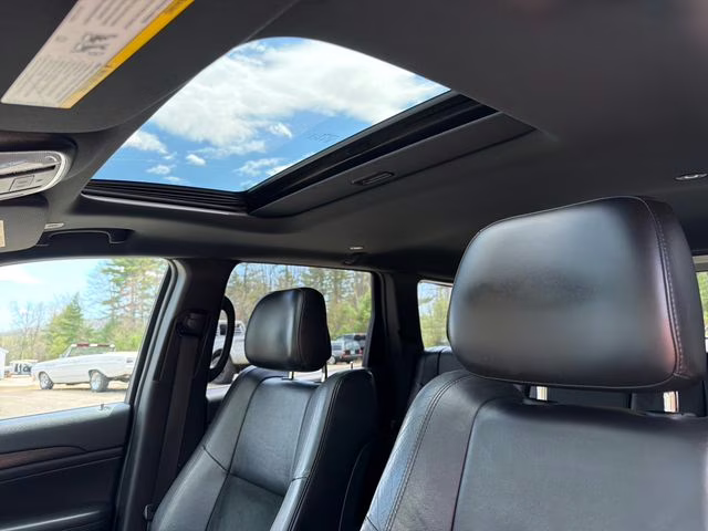 2017 Rhino Clearcoat Jeep Grand Cherokee Altitude 4X4 SUV