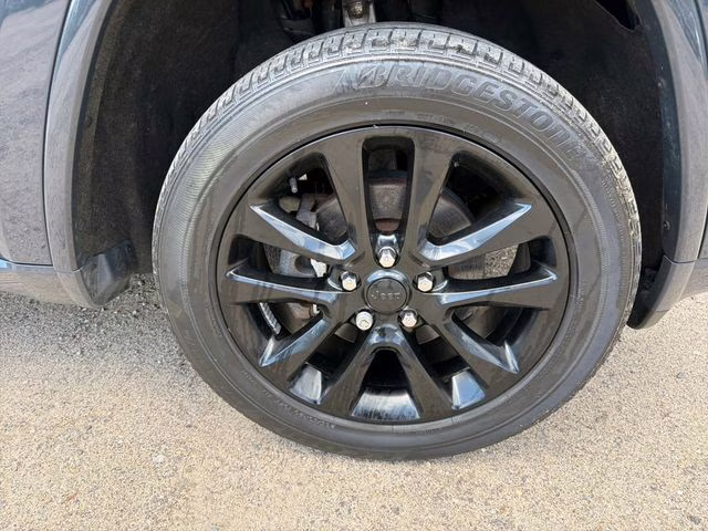 2017 Rhino Clearcoat Jeep Grand Cherokee Altitude 4X4 SUV