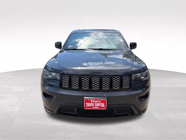 2017 Rhino Clearcoat Jeep Grand Cherokee Altitude 4X4 SUV