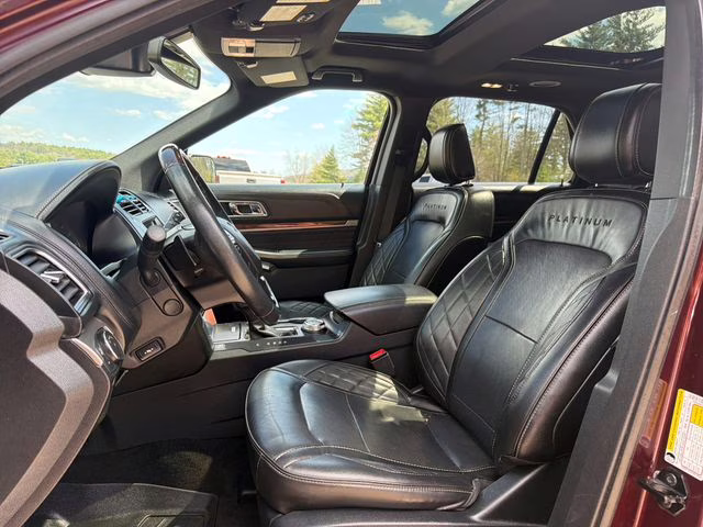 2018 Burgundy Ford Explorer Platinum 4X4 SUV