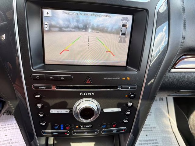 2018 Burgundy Ford Explorer Platinum 4X4 SUV