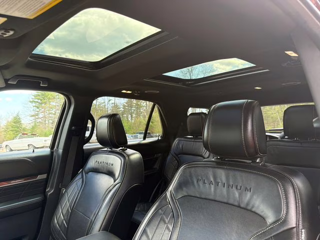 2018 Burgundy Ford Explorer Platinum 4X4 SUV