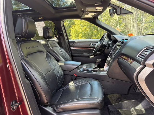 2018 Burgundy Ford Explorer Platinum 4X4 SUV