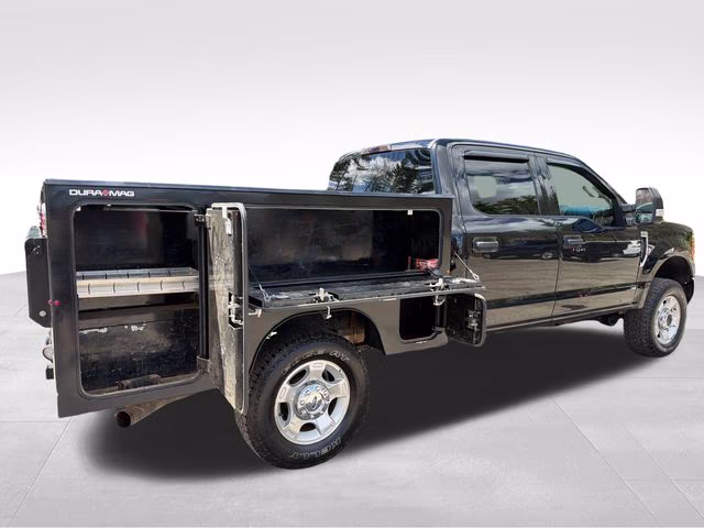 2017 Shadow Black Ford Super Duty F-250 SRW XLT 4X4 Truck