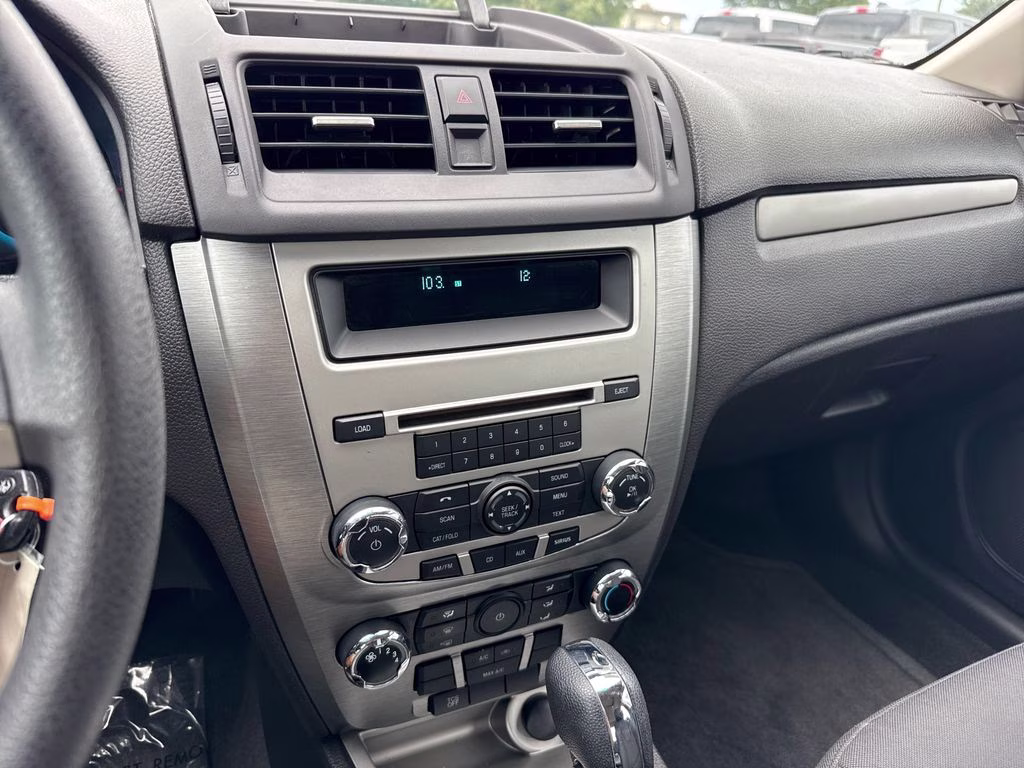 2012 Blue Flame Ford Fusion SE FWD Sedan