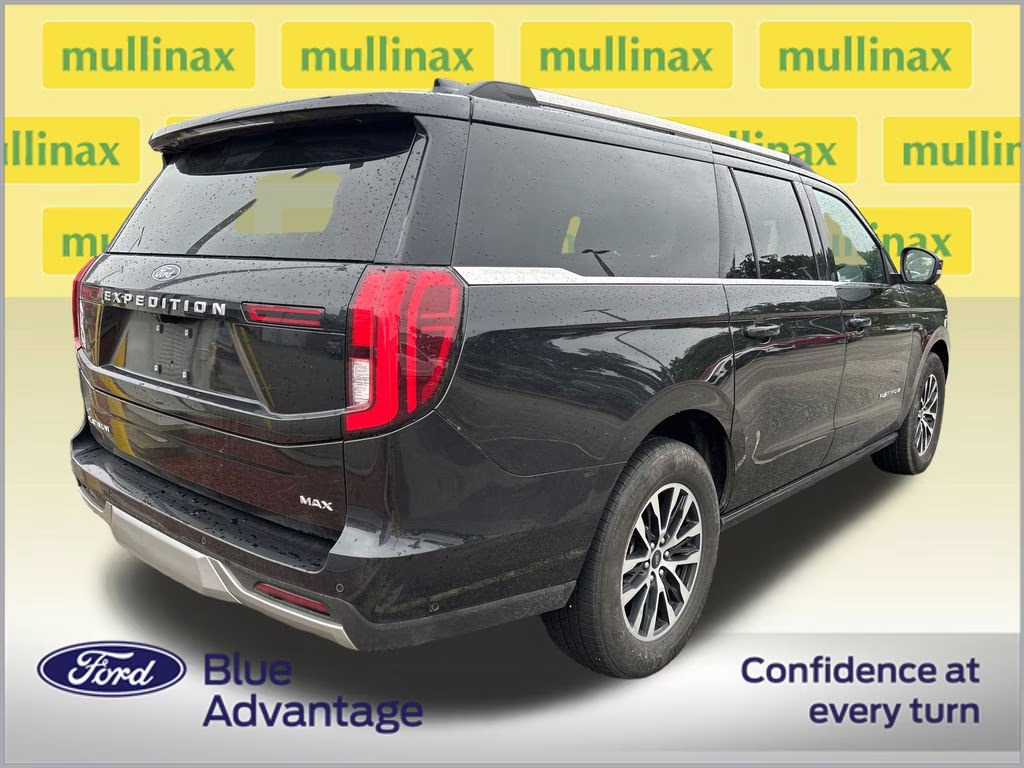 2025 Agate Black Metallic Ford Expedition Max Platinum 4X4 SUV