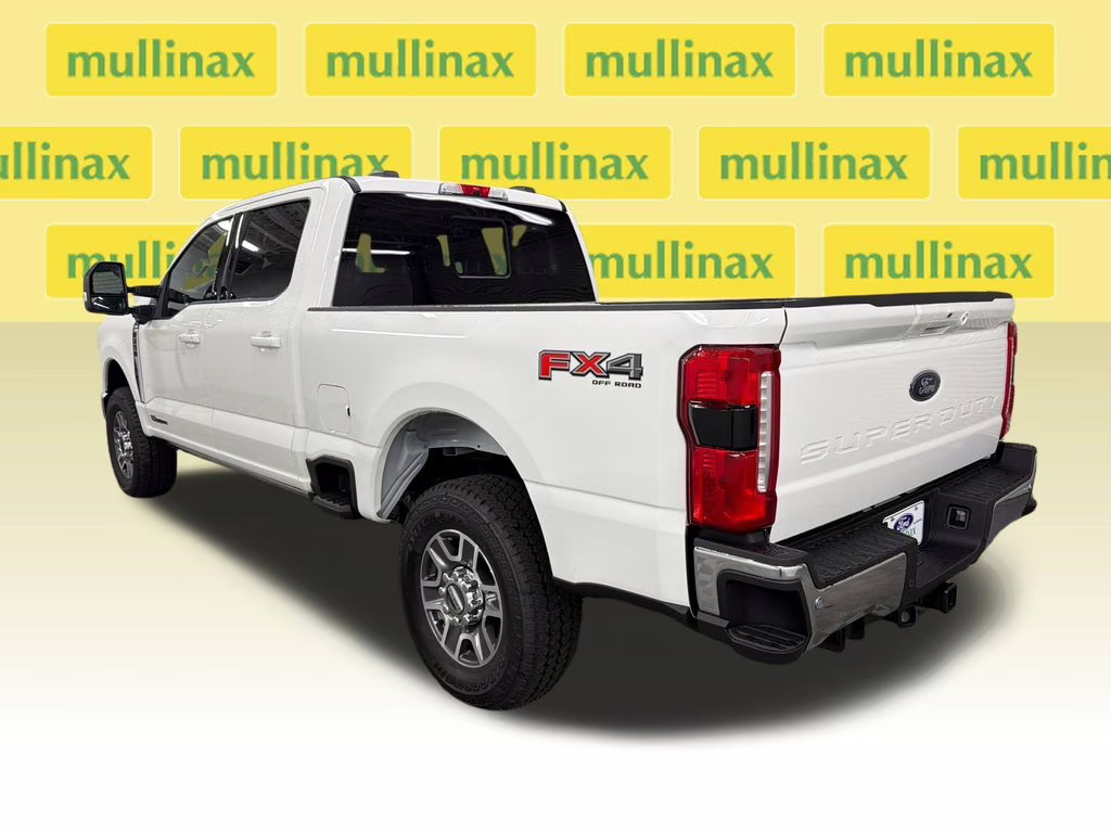 2026 STAR WHITE Ford Super Duty F-250 SRW Lariat 4X4 Truck