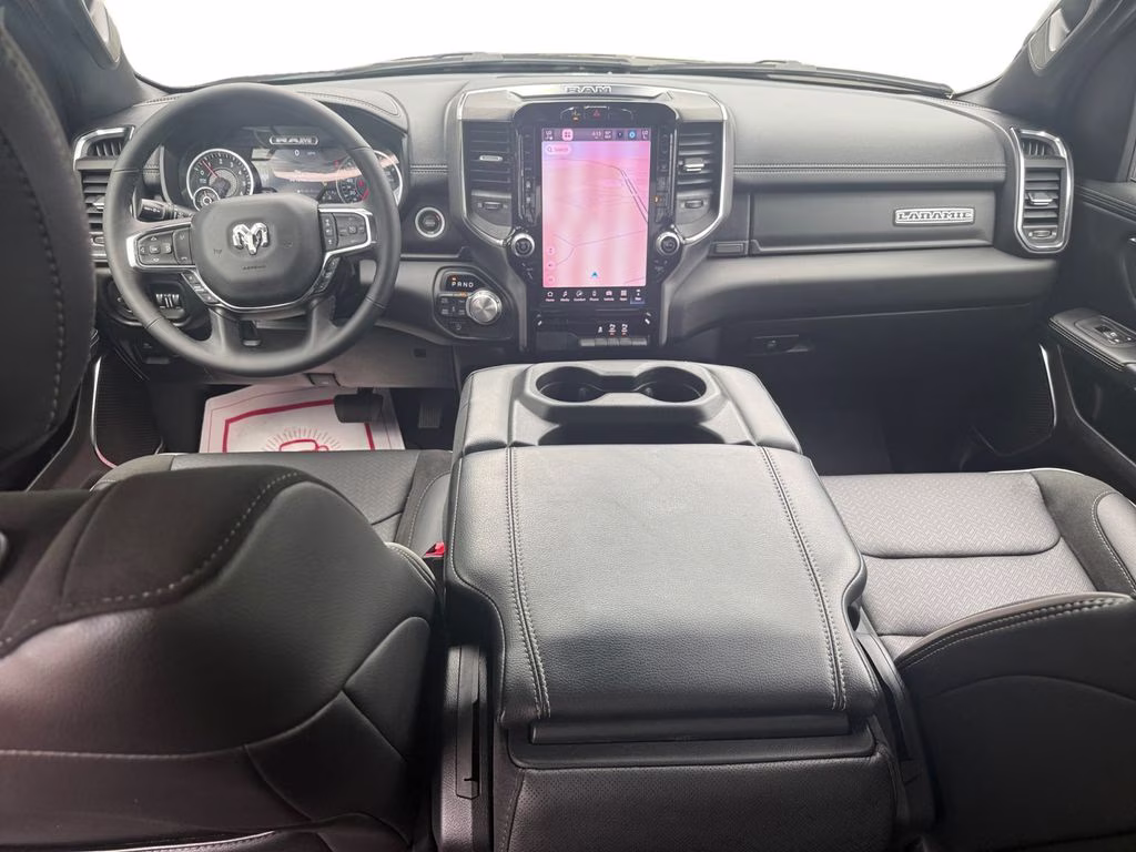 2025 Diamond Black Crystal Pearlcoat Ram 1500 Laramie 4X4 Truck