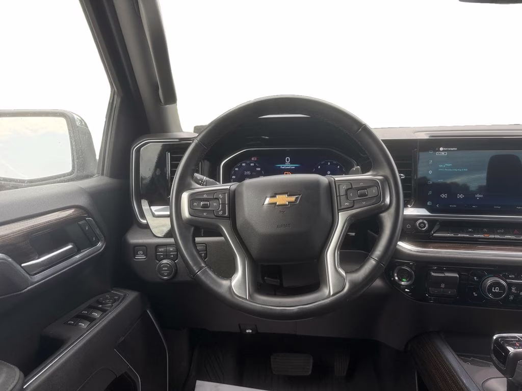 2025 Summit White Chevrolet Silverado 1500 LT 4X4 Truck