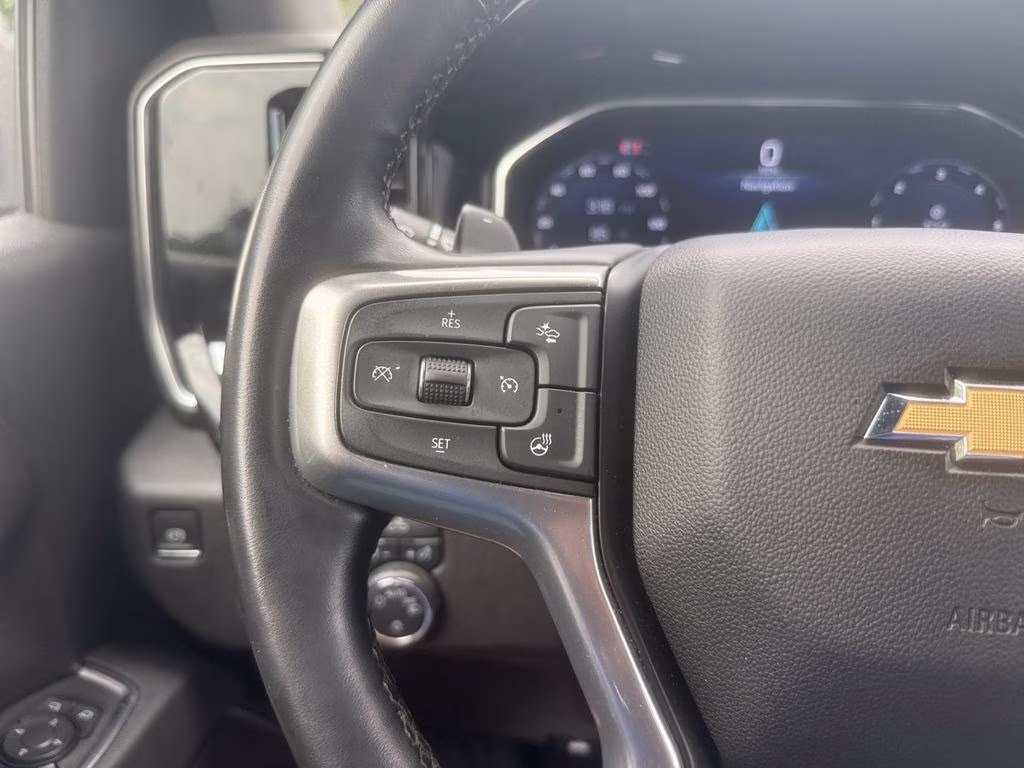 2025 Summit White Chevrolet Silverado 1500 LT 4X4 Truck