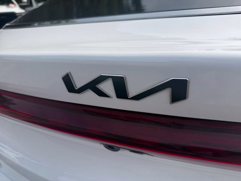 2024 Glacial White Pearl Kia K5 EX FWD Sedan