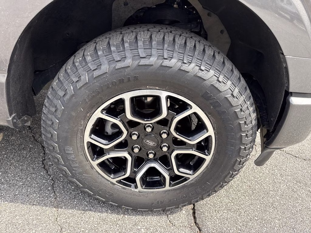 2023 Gray Metallic Ford F-150 XLT 4X4 Truck