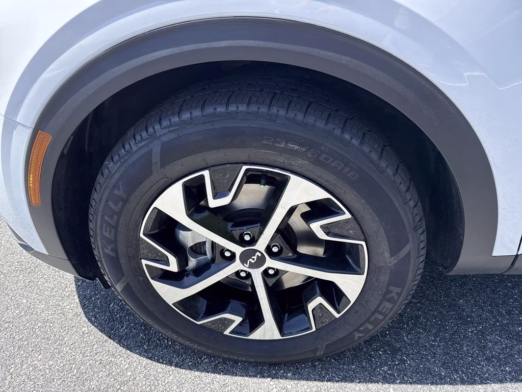 2023 Glacial White Pearl Kia Sportage EX FWD SUV