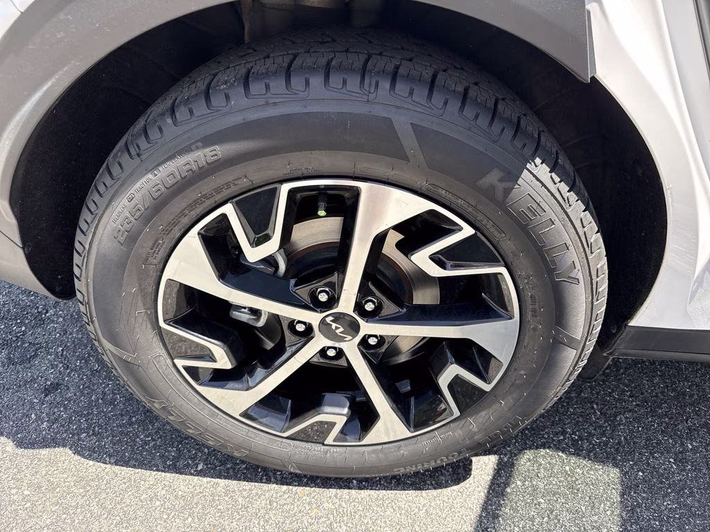 2023 Glacial White Pearl Kia Sportage EX FWD SUV