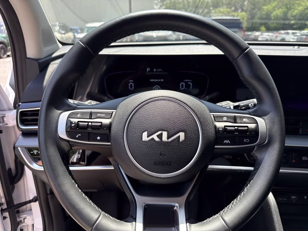 2023 Glacial White Pearl Kia Sportage EX FWD SUV