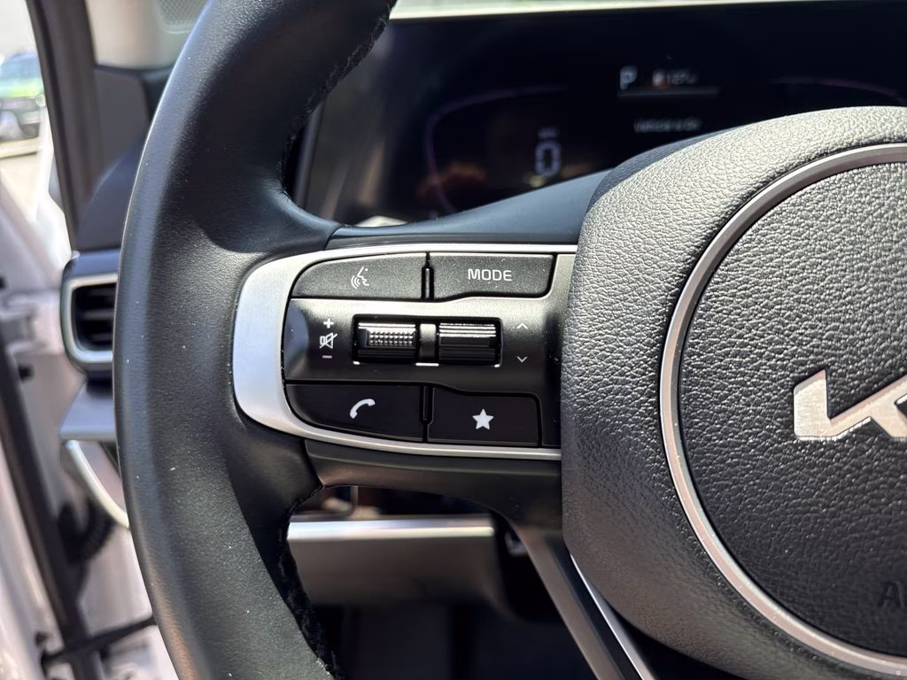 2023 Glacial White Pearl Kia Sportage EX FWD SUV
