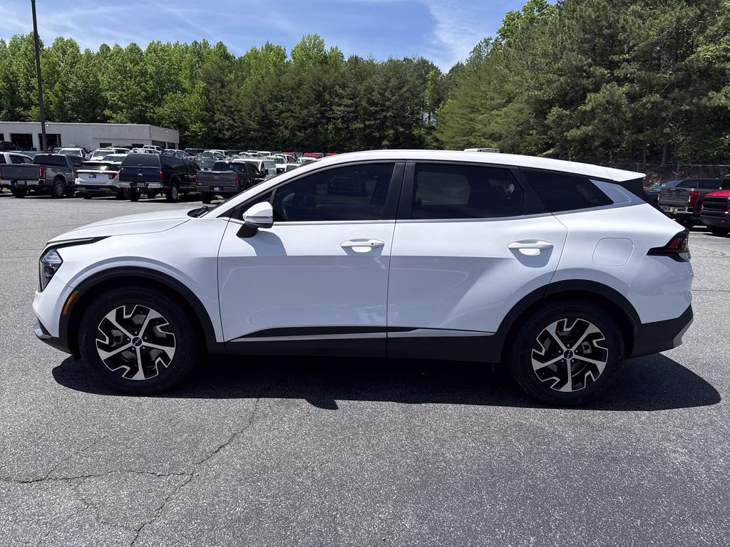 2023 Glacial White Pearl Kia Sportage EX FWD SUV