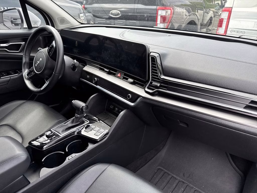 2023 Glacial White Pearl Kia Sportage EX FWD SUV