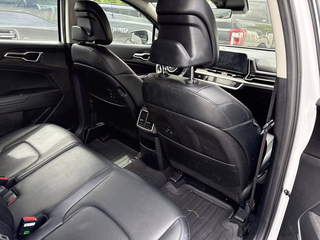 2023 Glacial White Pearl Kia Sportage EX FWD SUV
