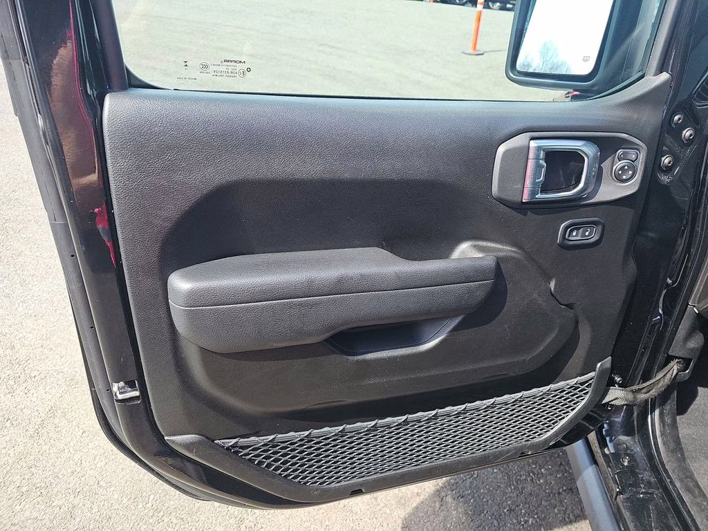 2025 Black Clearcoat Jeep Wrangler Willys 4xe 4X4 SUV