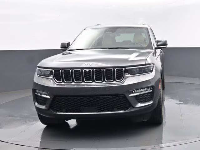 2023 Baltic Gray Metallic Clearcoat Jeep Grand Cherokee Limited 4X4 SUV
