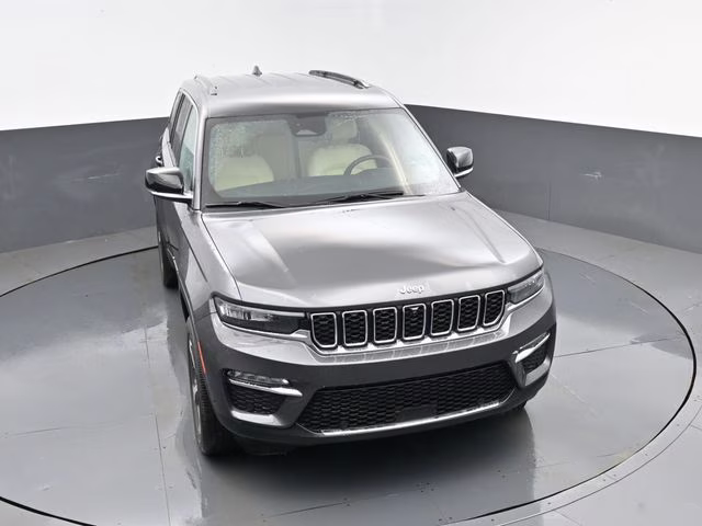 2023 Baltic Gray Metallic Clearcoat Jeep Grand Cherokee Limited 4X4 SUV