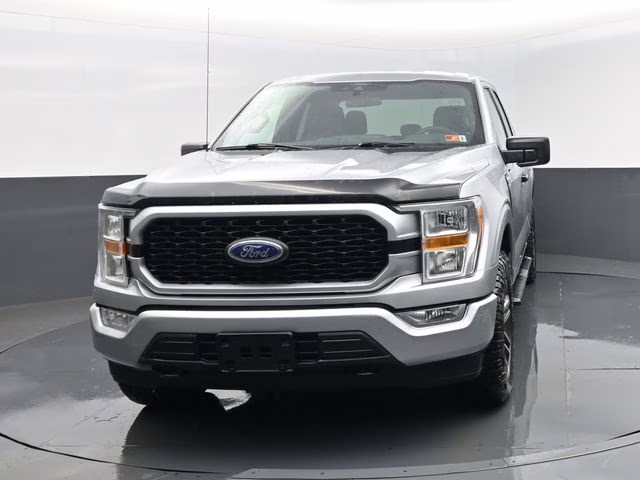 2021 Silver Metallic Ford F-150 XL 4X4 Truck