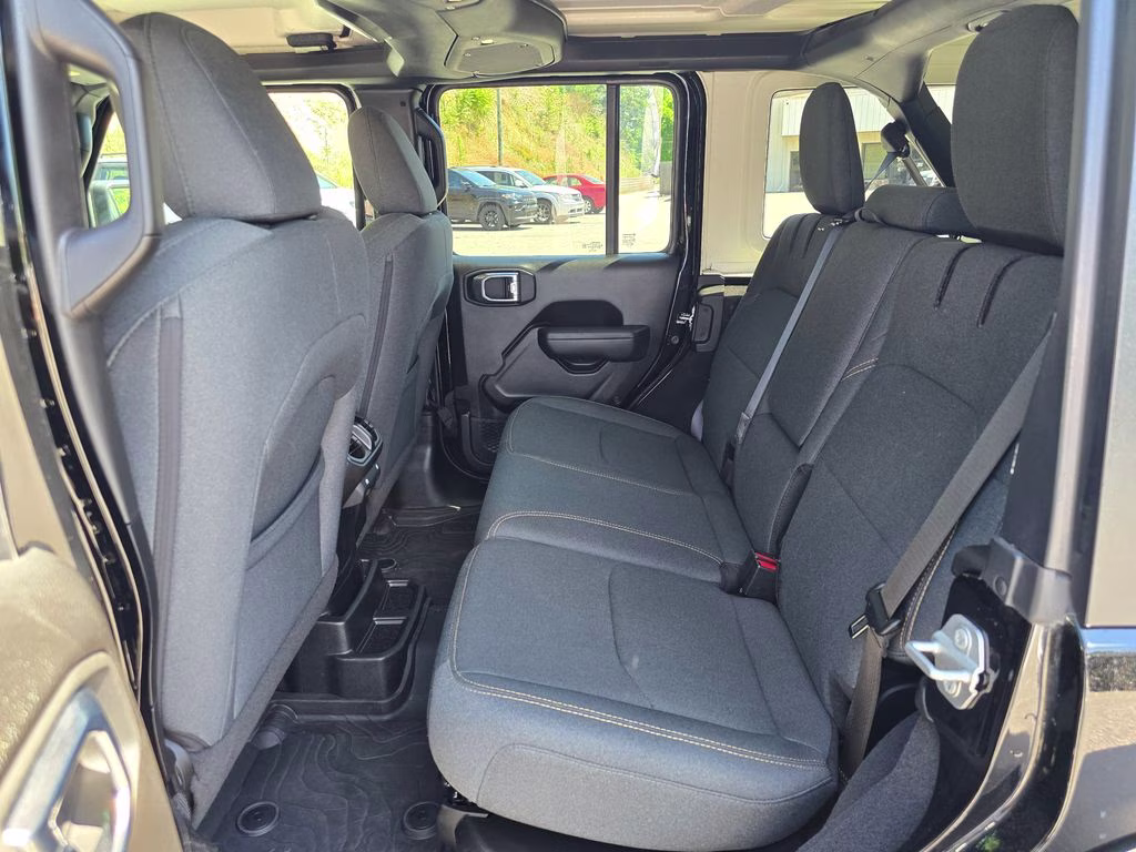 2025 Black Clearcoat Jeep Wrangler Willys 4xe 4X4 SUV