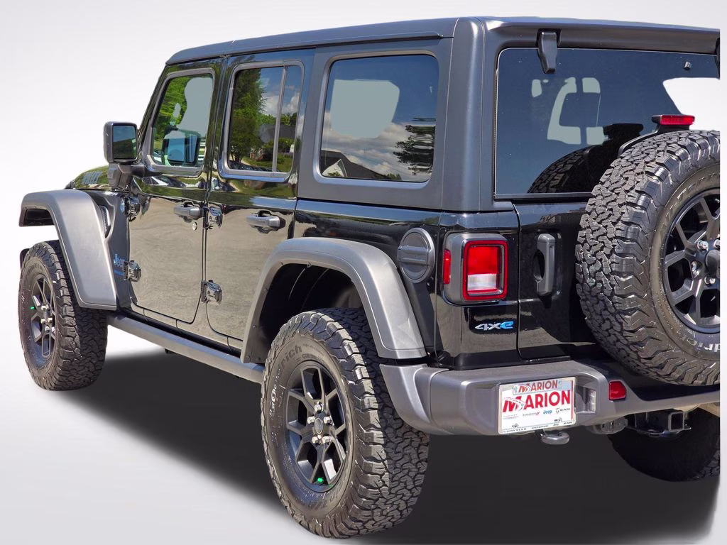 2025 Black Clearcoat Jeep Wrangler Willys 4xe 4X4 SUV