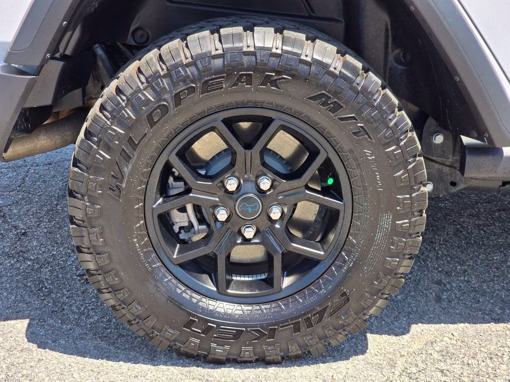 2025 Bright White Clearcoat Jeep Wrangler Willys 4xe 4X4 SUV