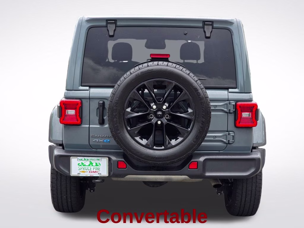 2025 Anvil Clear Coat Jeep Wrangler Sahara 4xe 4X4 SUV