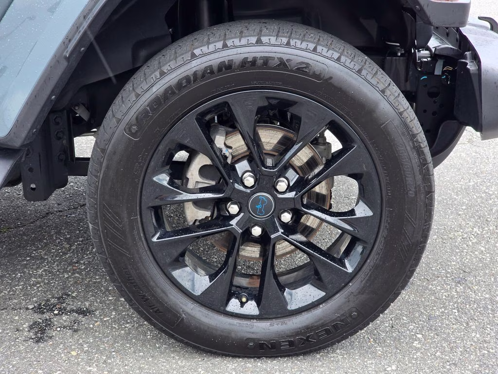 2025 Anvil Clear Coat Jeep Wrangler Sahara 4xe 4X4 SUV