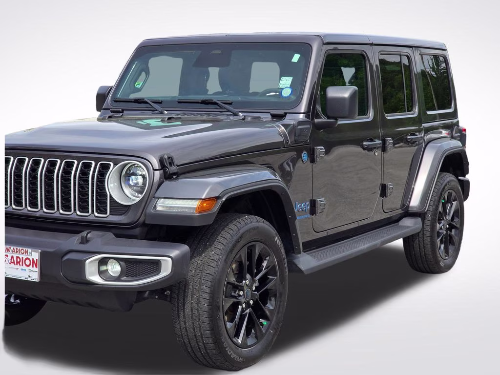2025 Granite Crystal Metallic Clearcoat Jeep Wrangler Sahara 4xe 4X4 SUV