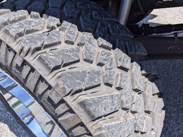2016 Ingot Silver Ford Super Duty F-250 SRW Lariat 4X4 Truck