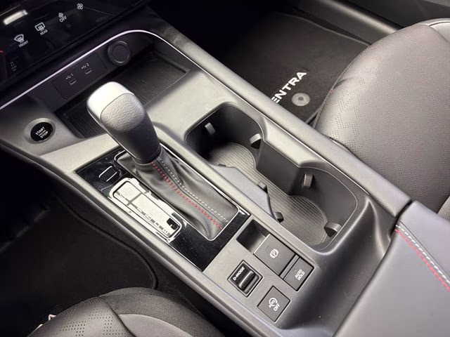 2026 Bluestone Pearl/Super Blk Nissan Sentra SR FWD Sedan
